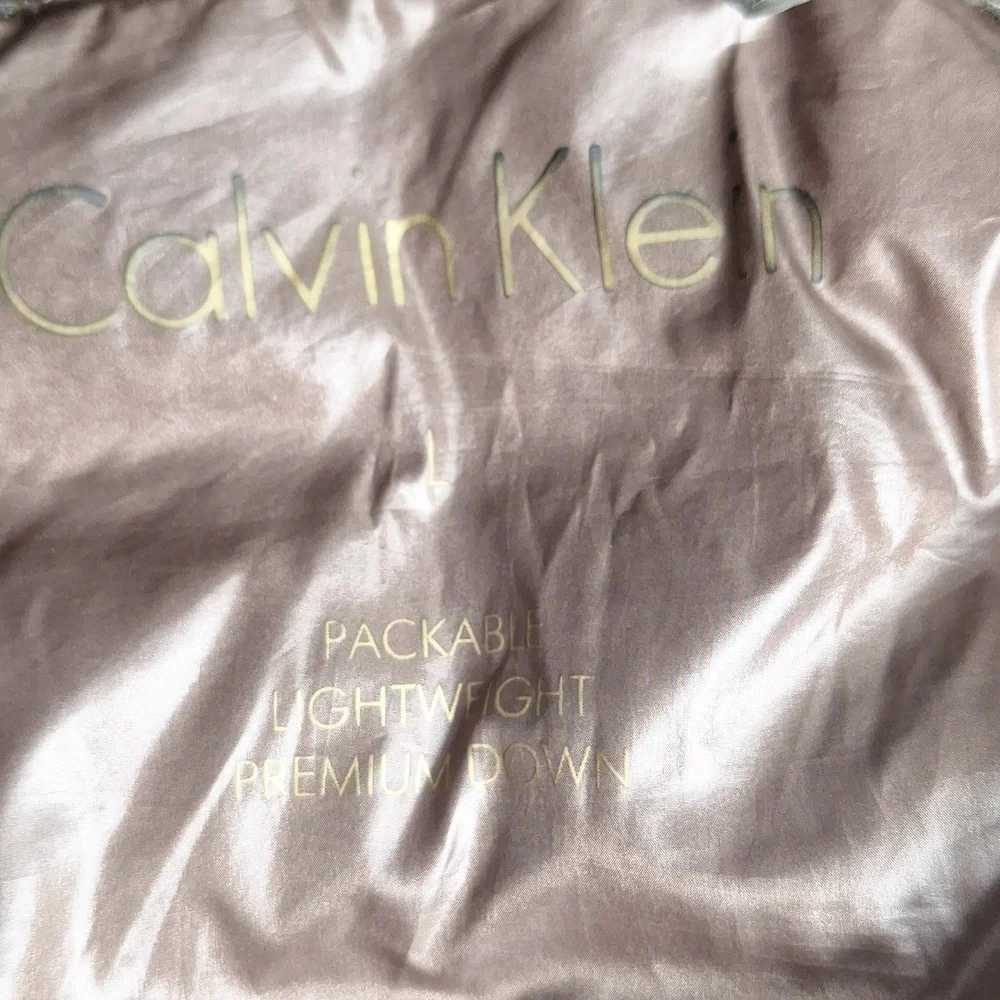 Calvin Klein Puffer Coat Packable Olive - Picture 10 of 11